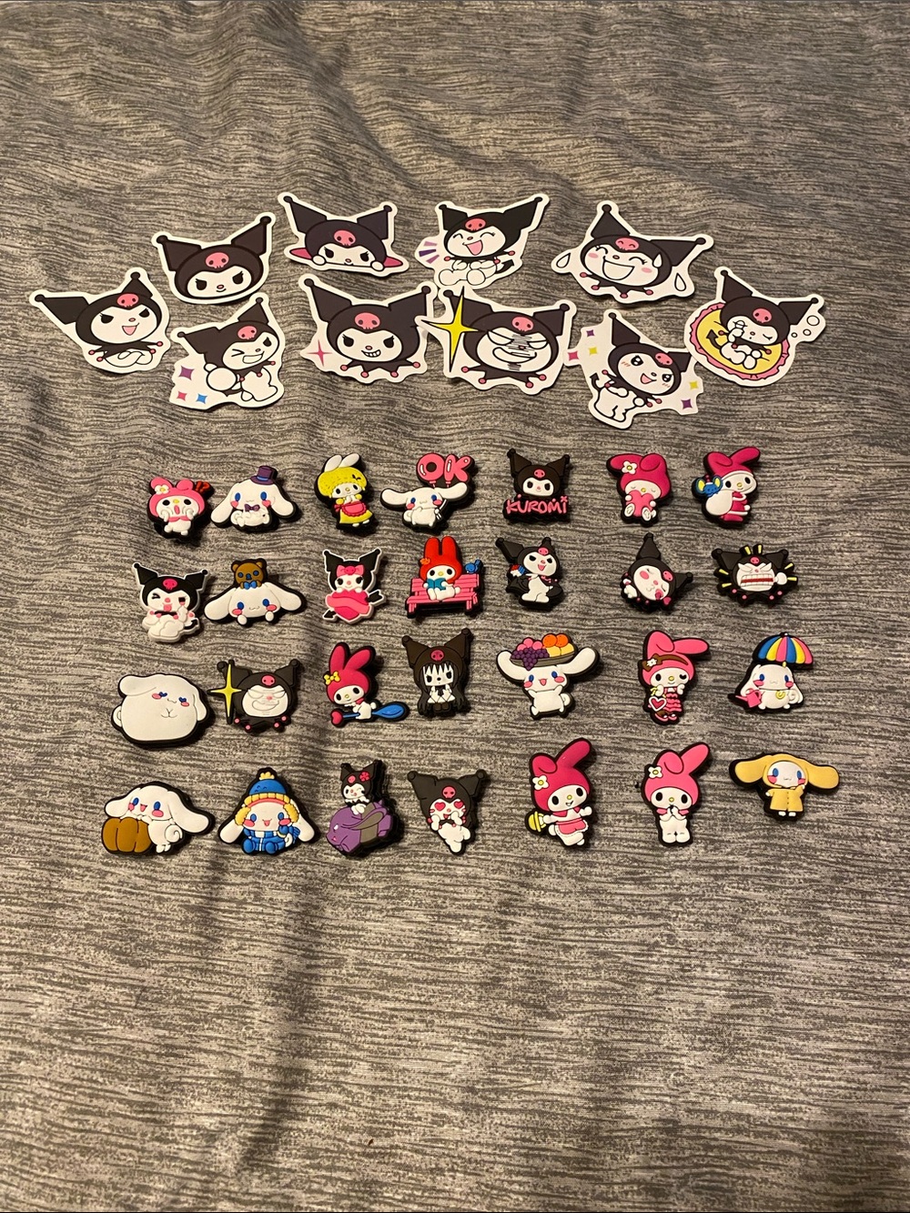 Hello Kitty & Friends - 24 piece Croc Shoe Charms w/ Bonus Stickers